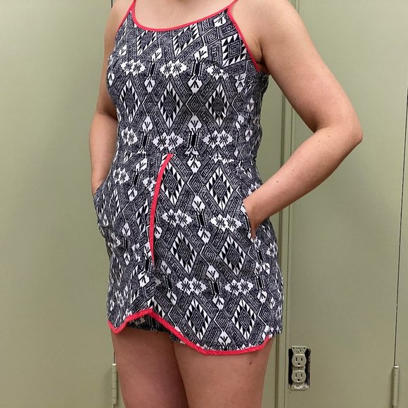 Straight up Shorty Shorts - Picture 3 of 4